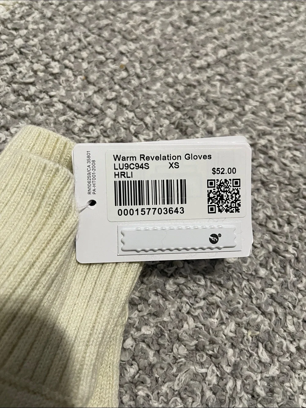 NWT- Lululemon - XS. Warm Revelation Gloves